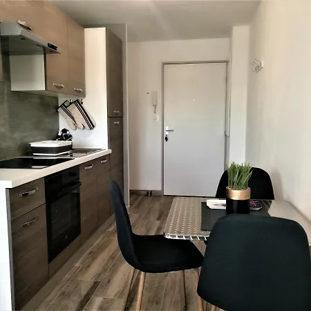 T2 Centre Place Mediterranee Apartment *